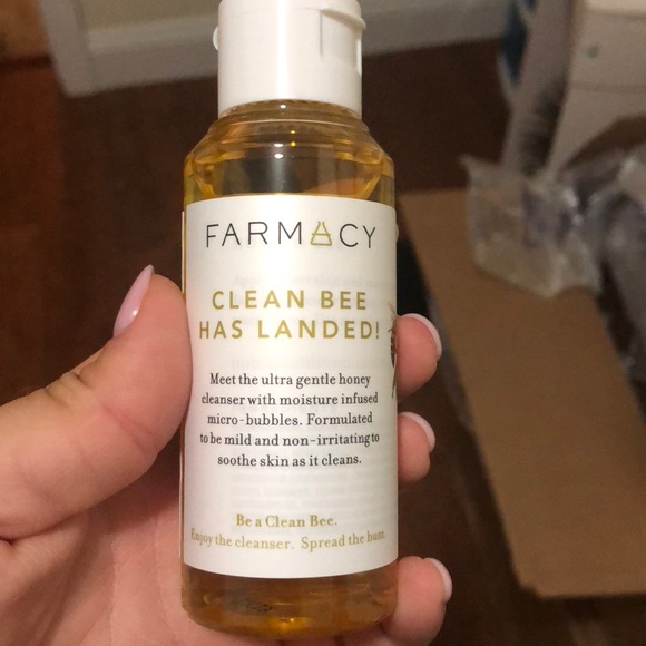 farmacy bee cleanser